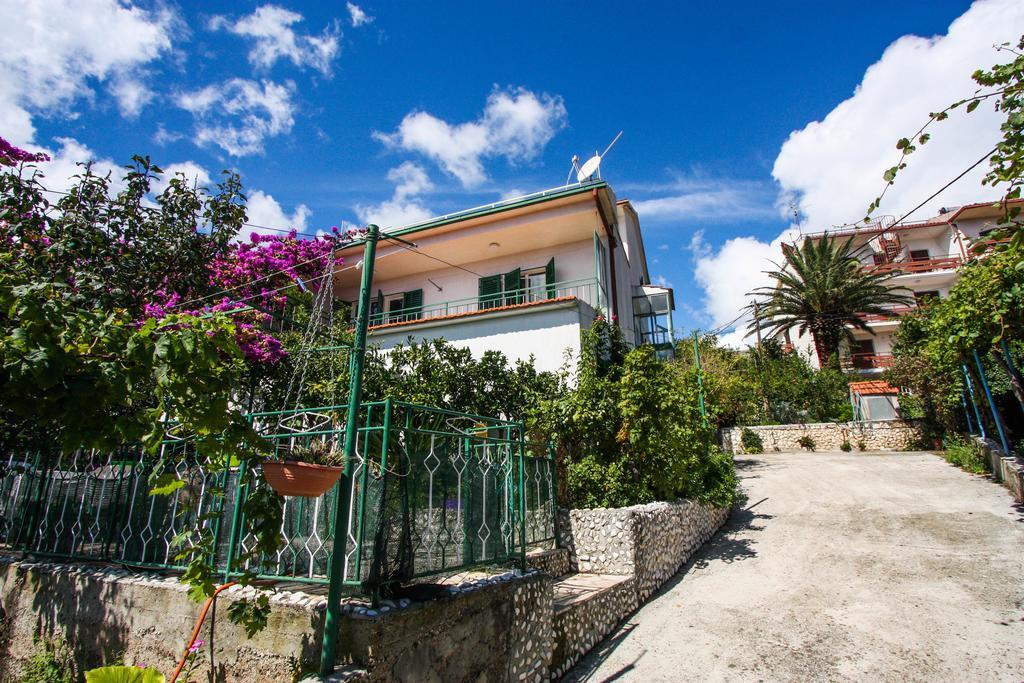 Apartment Artemisia 1 Trogir Exterior foto
